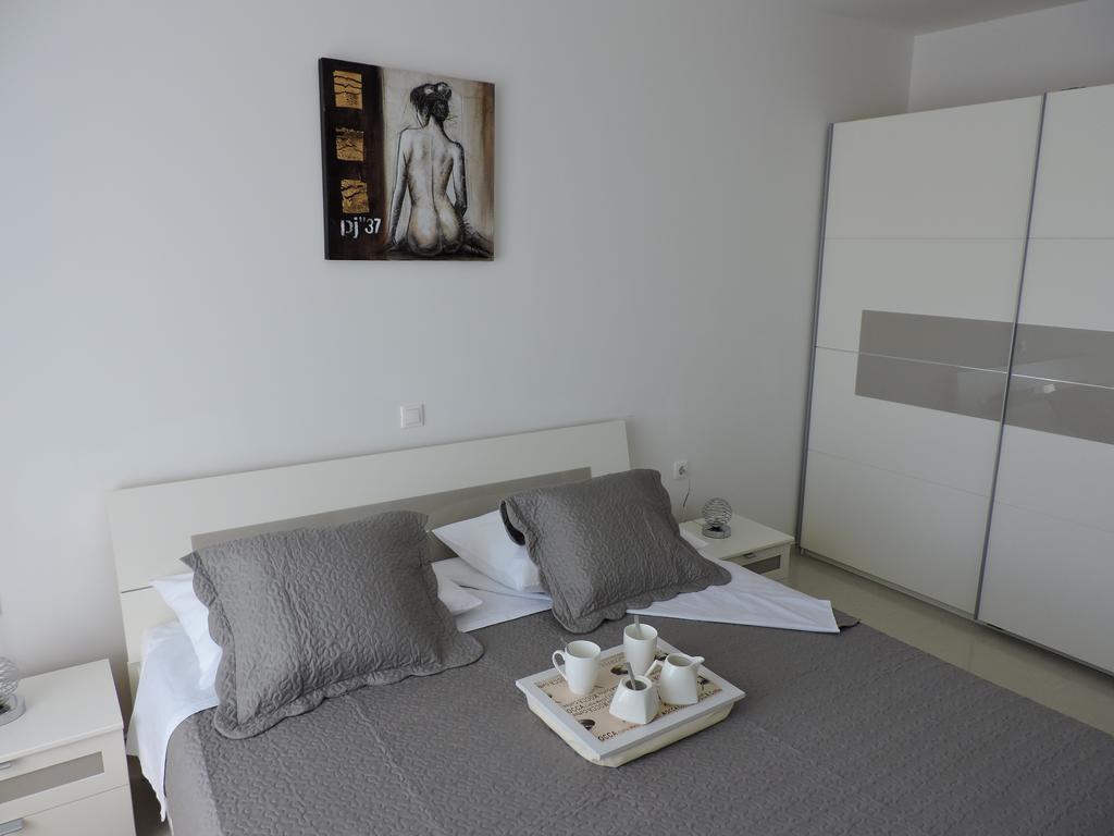 Apartments Villa Residenca Novi Vinodolski Eksteriør bilde