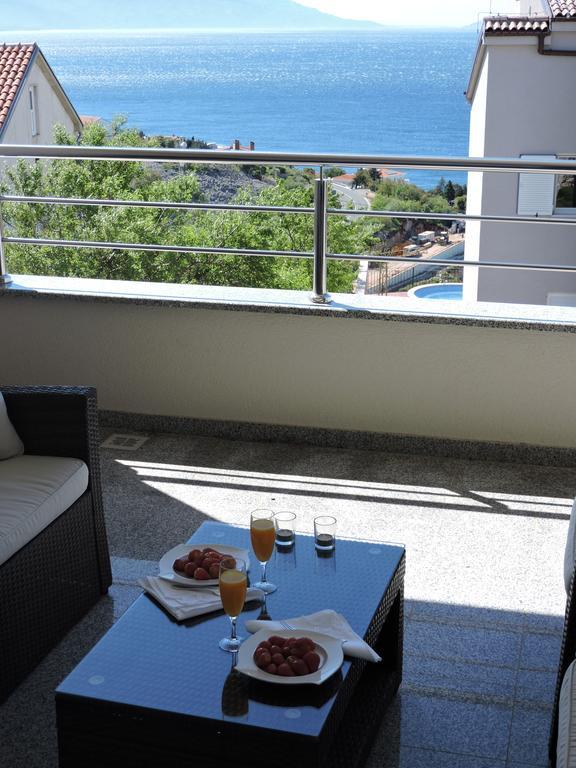 Apartments Villa Residenca Novi Vinodolski Eksteriør bilde