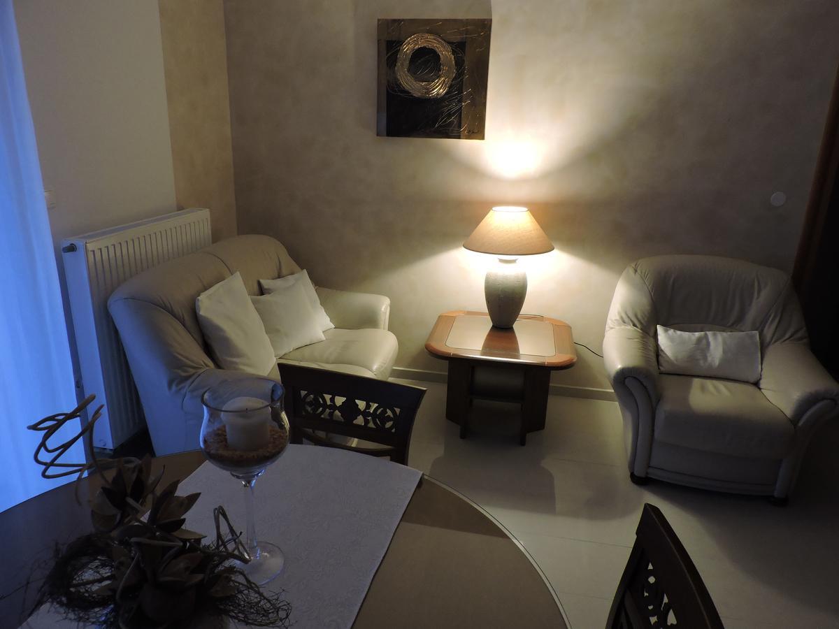 Apartments Villa Residenca Novi Vinodolski Eksteriør bilde